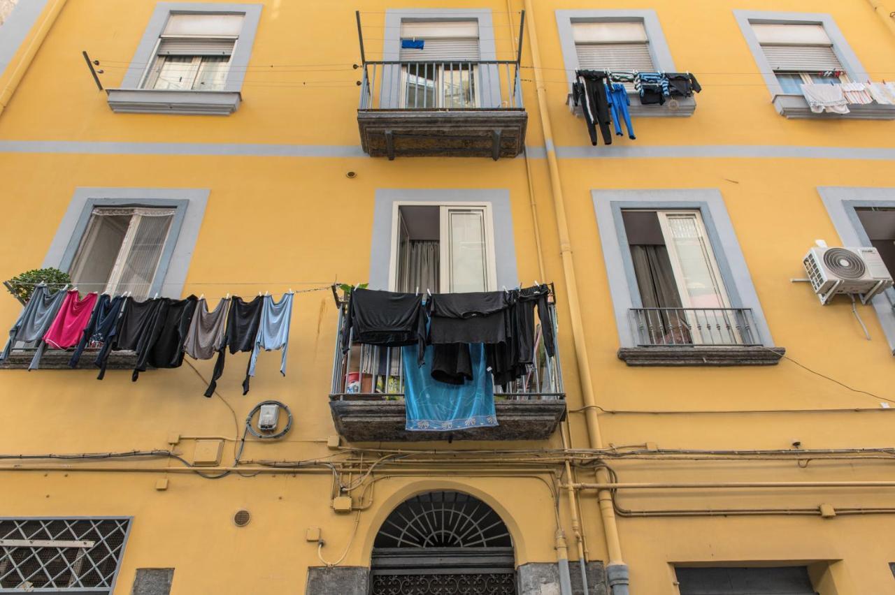 Spaccanapoli - Fully Equipped Studio Naples Exterior photo