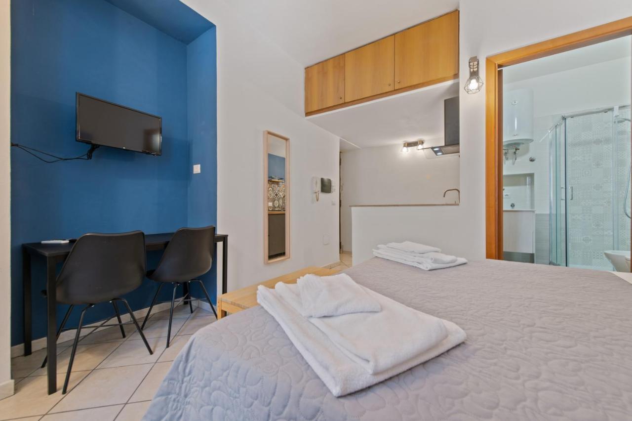 Spaccanapoli - Fully Equipped Studio Naples Exterior photo